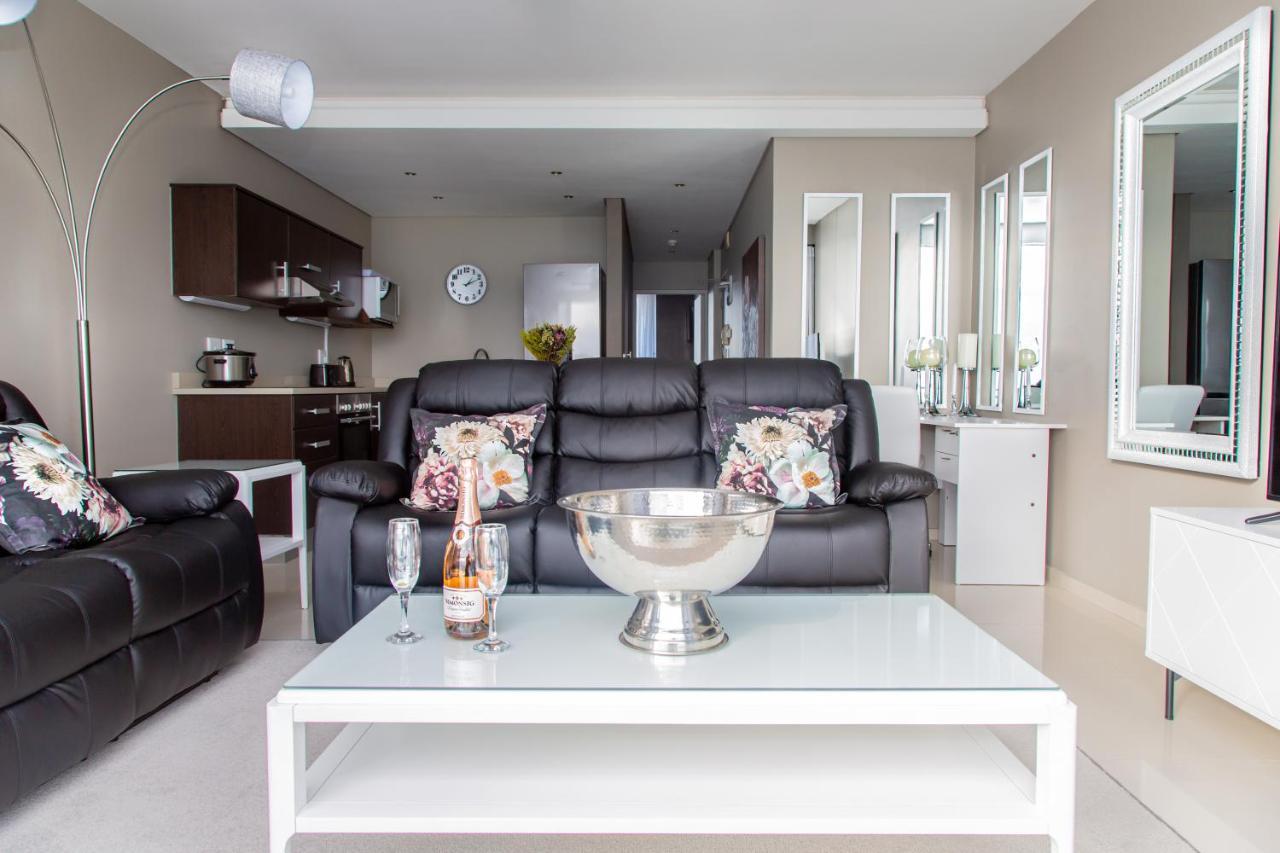 Apartment Modern Ocean View 1 Bedroom 707 Infinity