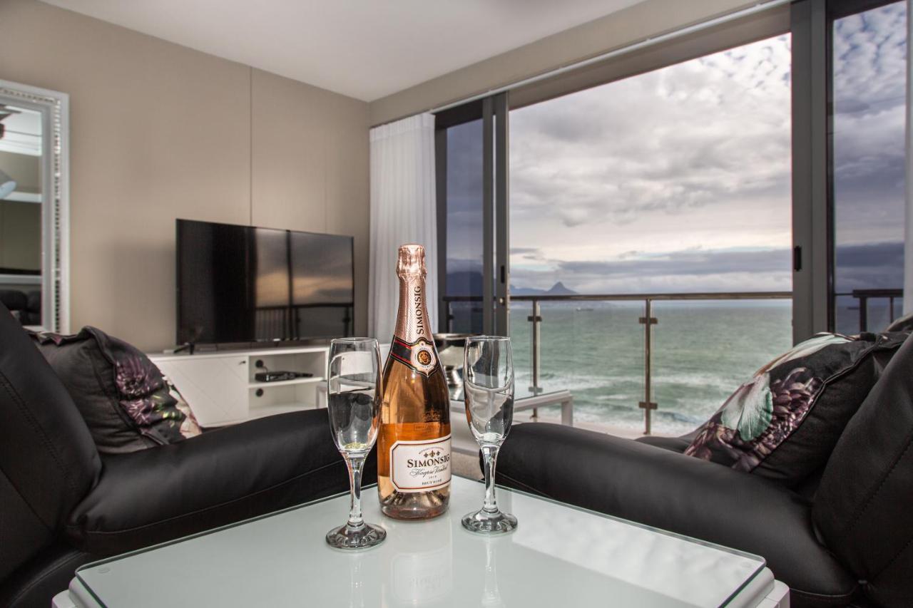 Modern Ocean View 1 Bedroom 707 Infinity Apartment